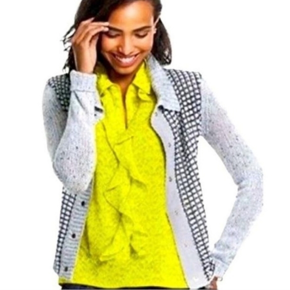 CAbi Reign Chartreuse Ruffle Sleeveless Pop-Over Button Front Blouse #3071 - S - Picture 1 of 10